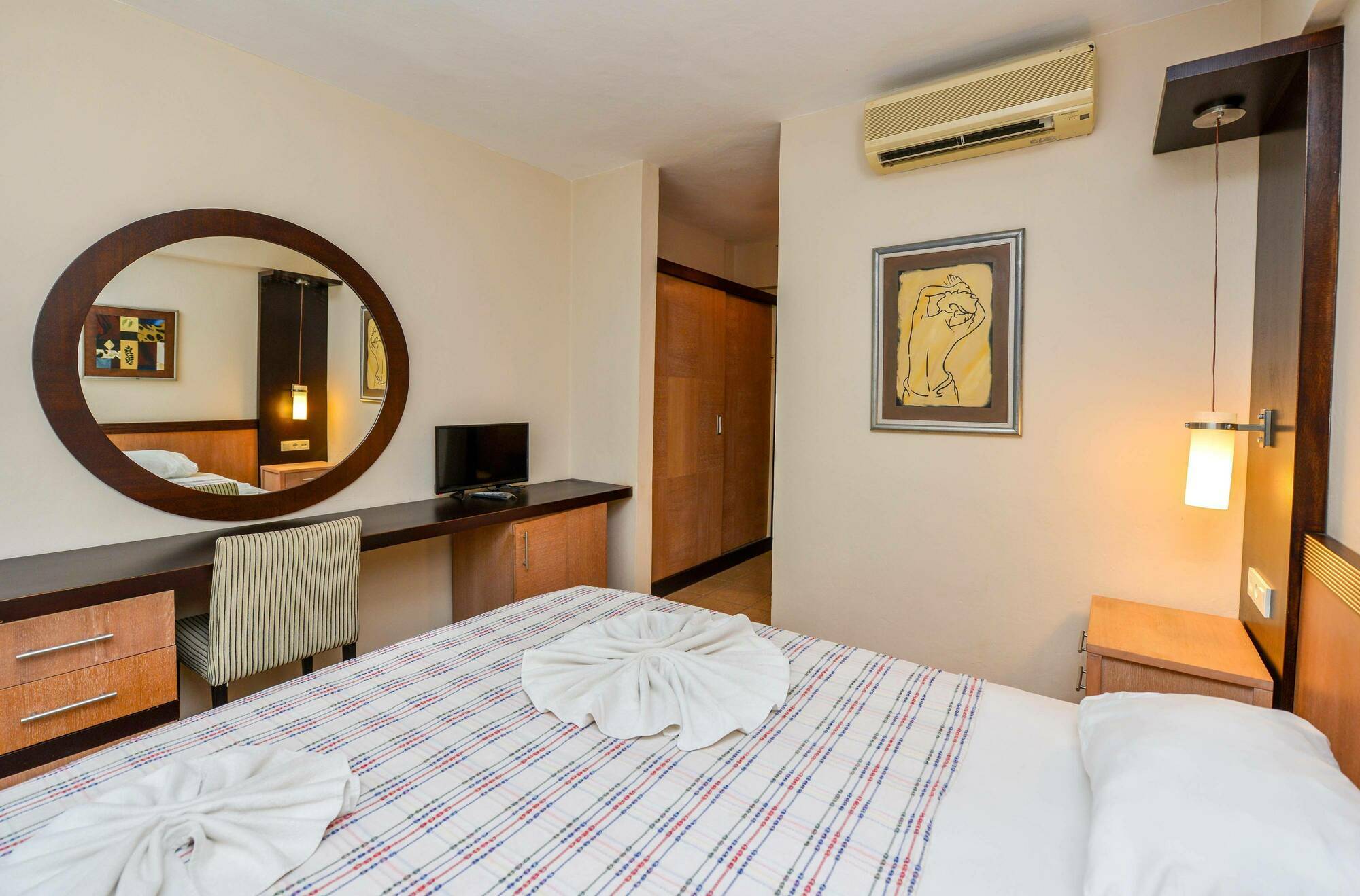 Bezay Otel 2*